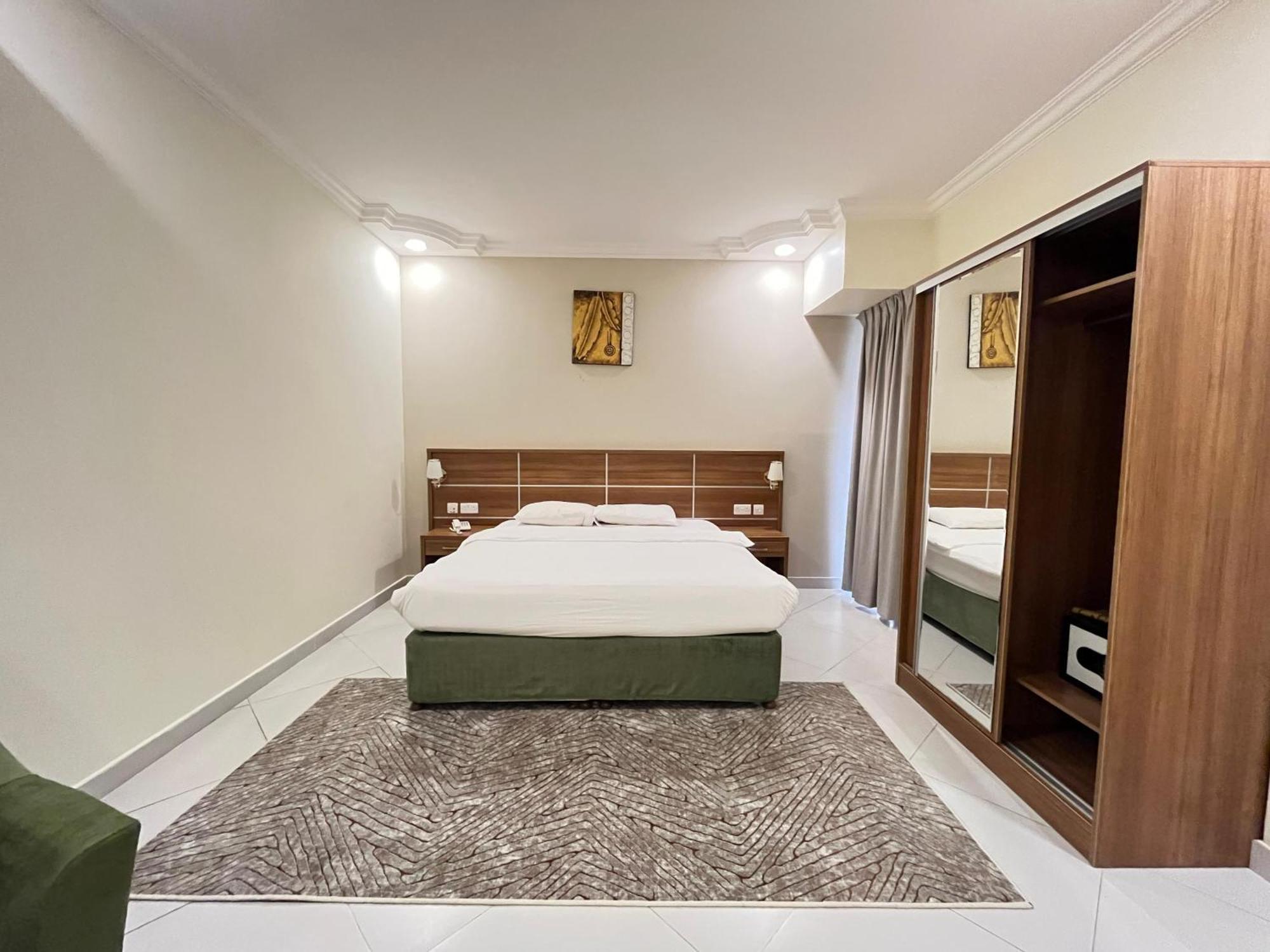 Muscat Hills Hotel Exterior foto